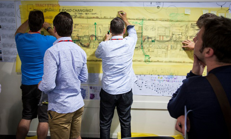 Looking for flows and linkages