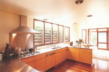 New kitchen in Sydney’s Sustainable House – just like any other ordinary Australian house on the grid