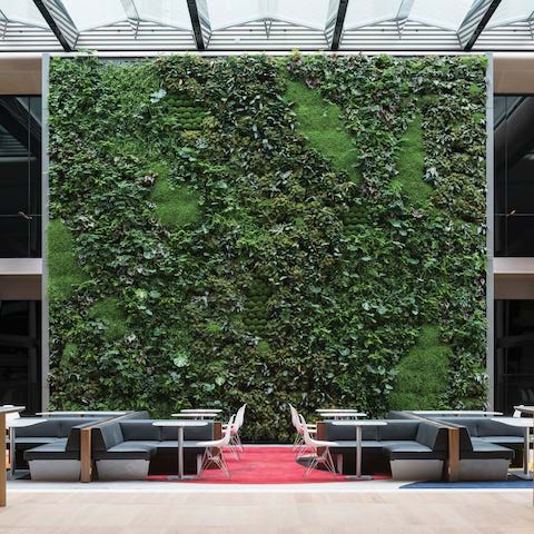 sustainable buildings, Bloomberg HQ