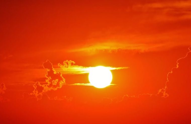 red sunset, Australian energy