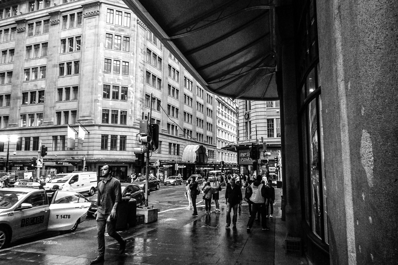 Sydney street crowd
