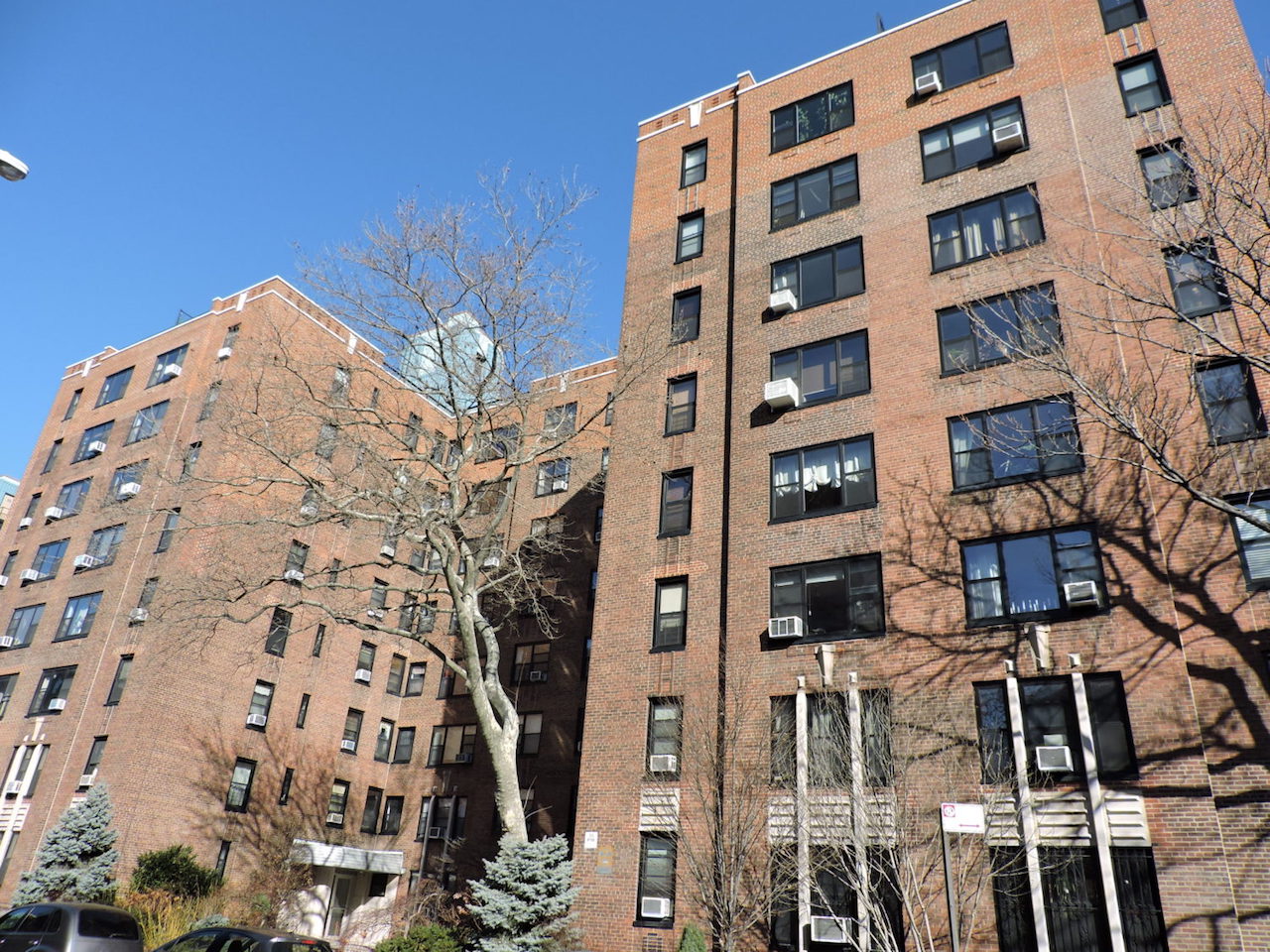 1950s New York Building