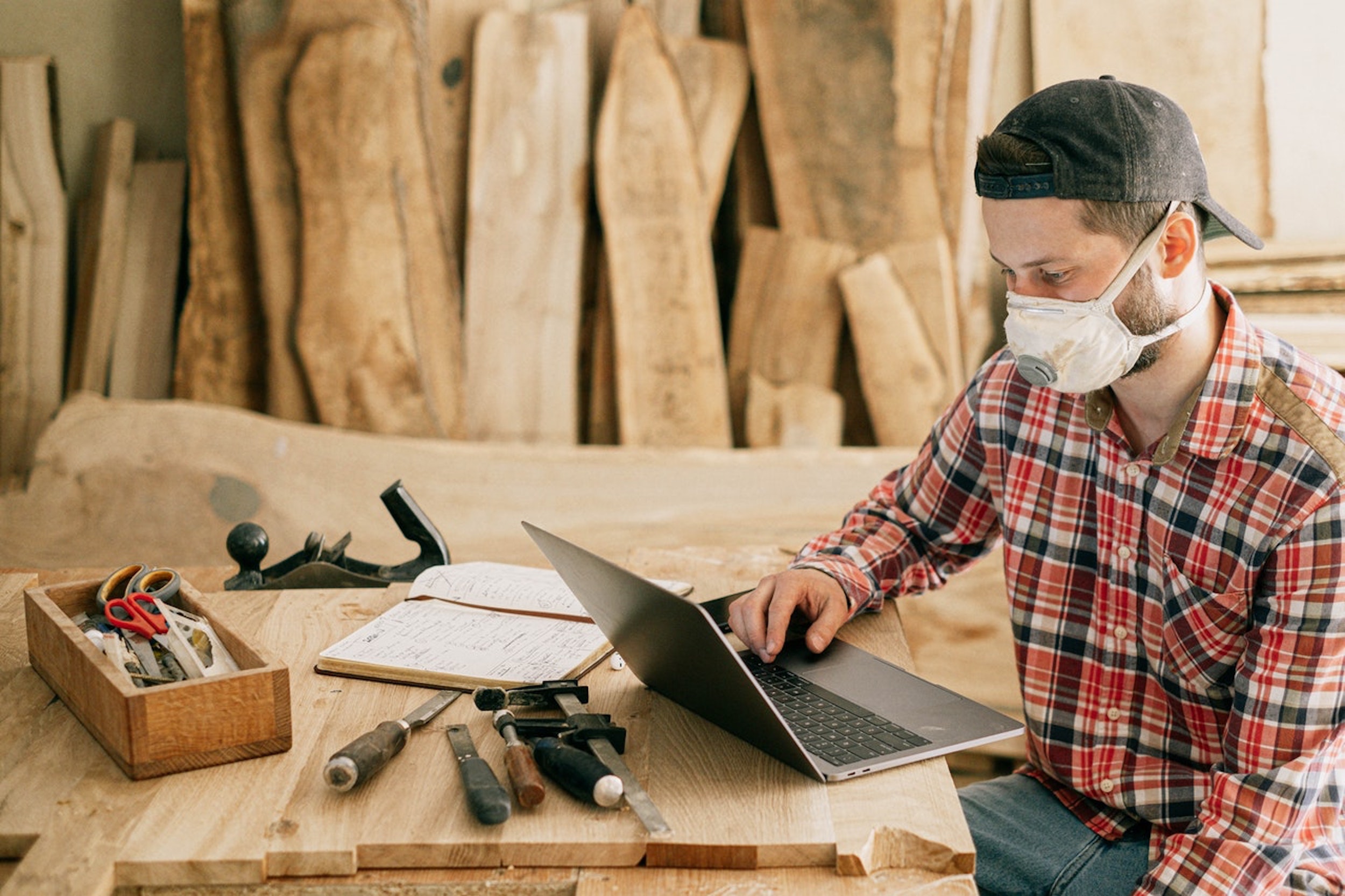 construction worker with laptop