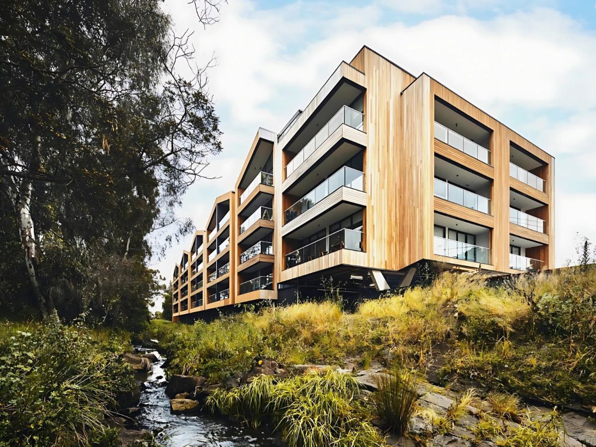 Architecture + energy: time to act as good ancestors